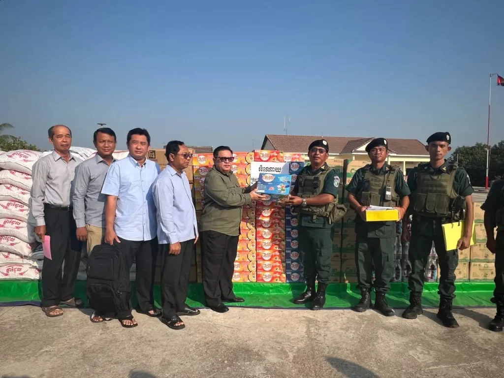 Delegation of the Ministry of Culture and Fine Arts Visits and Provides Gifts to Oddar Meanchey Provincial Border Police Battalion 905 and Preah Vihear Provincial Border Police Battalion 795