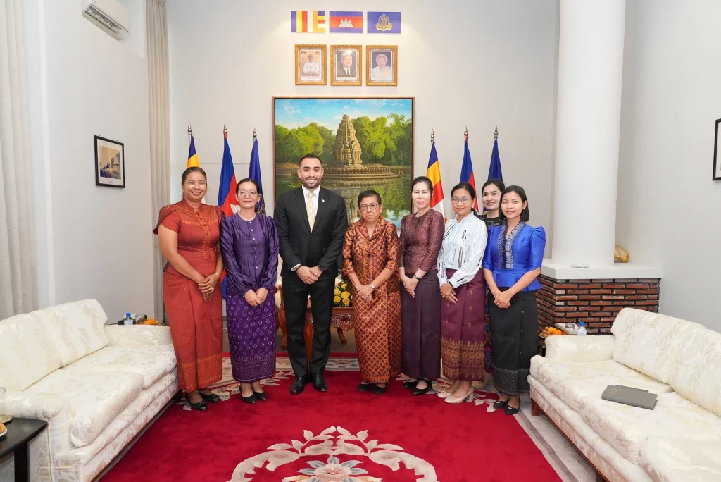 Her Excellency Academician Minister Receives H.E. Mario Jose Amengo Campos, Ambassador Extraordinary and Plenipotentiary of the Republic of Nicaragua to Cambodia