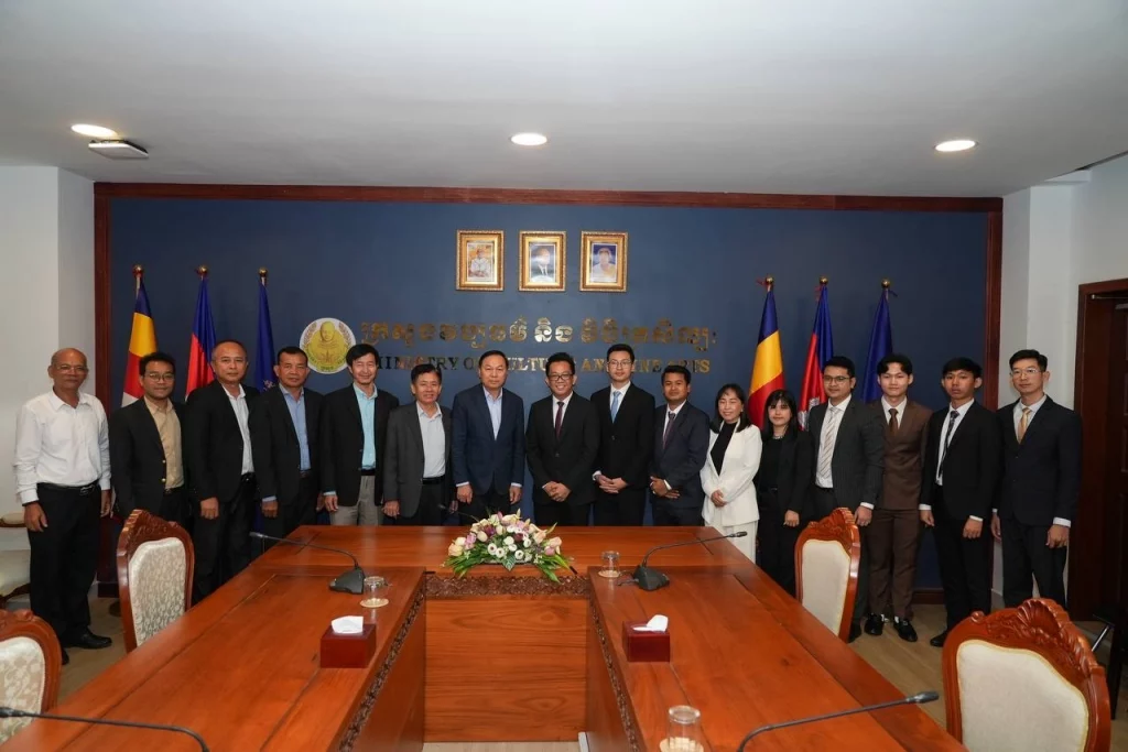 ឯកឧត្តម ហាប់ ទូច រដ្ឋលេខាធិការប្រចាំការ ទទួលជួប ប្រធានក្រុមប្រឹក្សាភិបាលក្រុមហ៊ុន ហ្គ៊ូប៊ិក ឯ.ក (GUBIC CO., LTD)